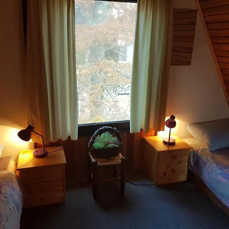 別荘 Bosnian Chalet ヤホリナ