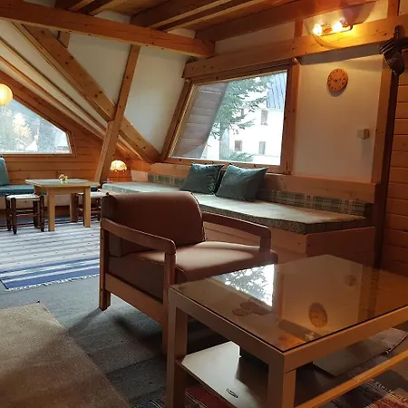 Bosnian Chalet 別荘